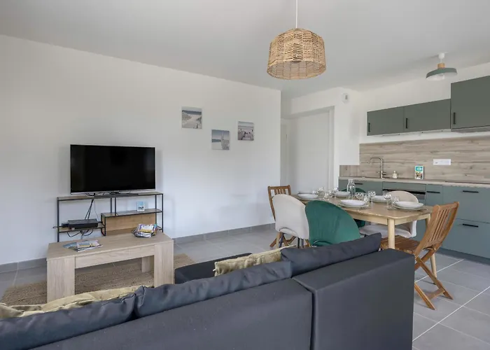 شقة Rez-de-terrasse Pour 6 Proche Centre De *